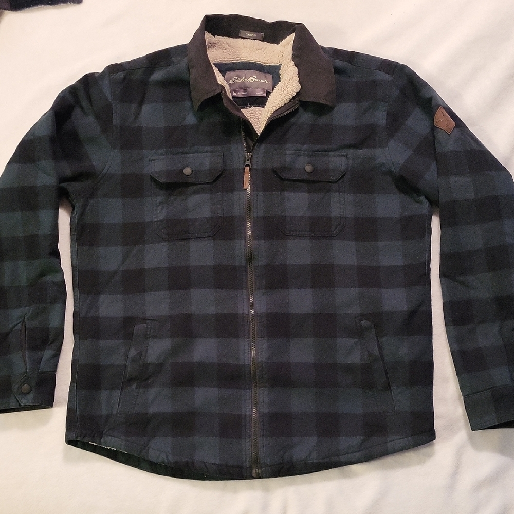 Eddie Bauer Men's Dark Plaid Shirt Jacket, Sherpa Lined. Men's Size L